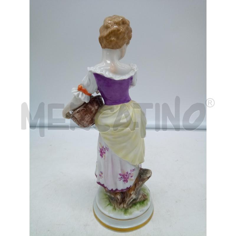 SCULTURA PORC GERMANY DONNA CON CESTO FIORITO | Mercatino dell'Usato Roma porta maggiore 3