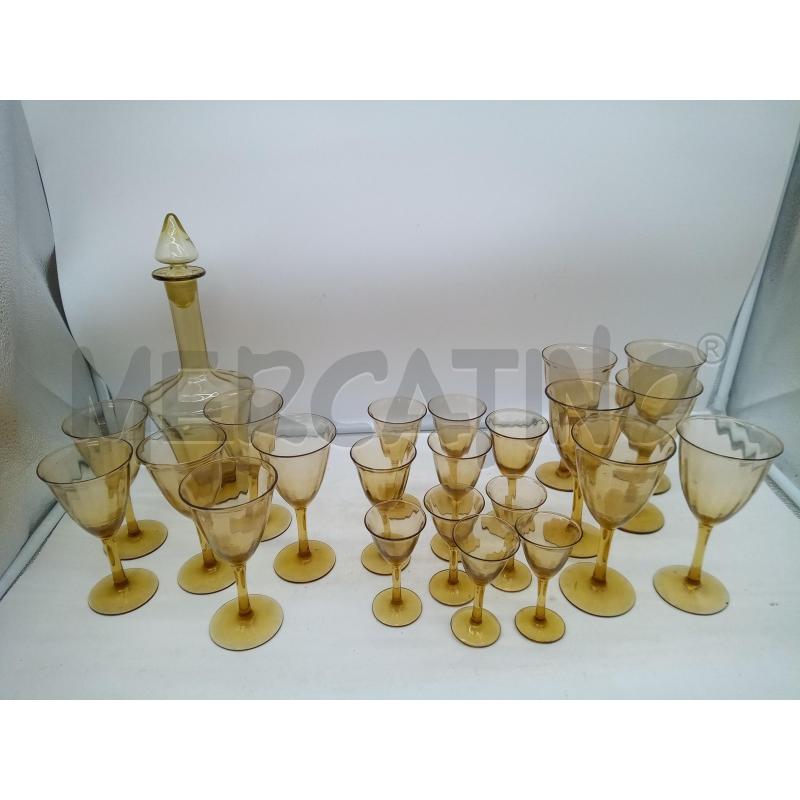SET BICCHIERI VETRO PRIMI 900 AMBRATO CON BOTTIGLIA  | Mercatino dell'Usato Roma porta maggiore 1