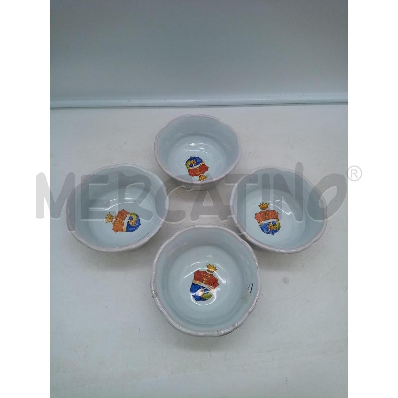 SET COPPETTE CERAMICA ALFREDO SANTARELLI STEMMA ARALDICO DIPINTO LIEVI DIFETTI  | Mercatino dell'Usato Roma porta maggiore 1