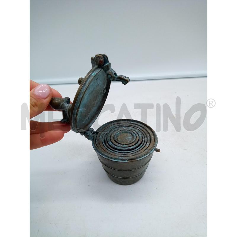 SET PESETTI BRONZO IN CONTENITORI | Mercatino dell'Usato Roma porta maggiore 3