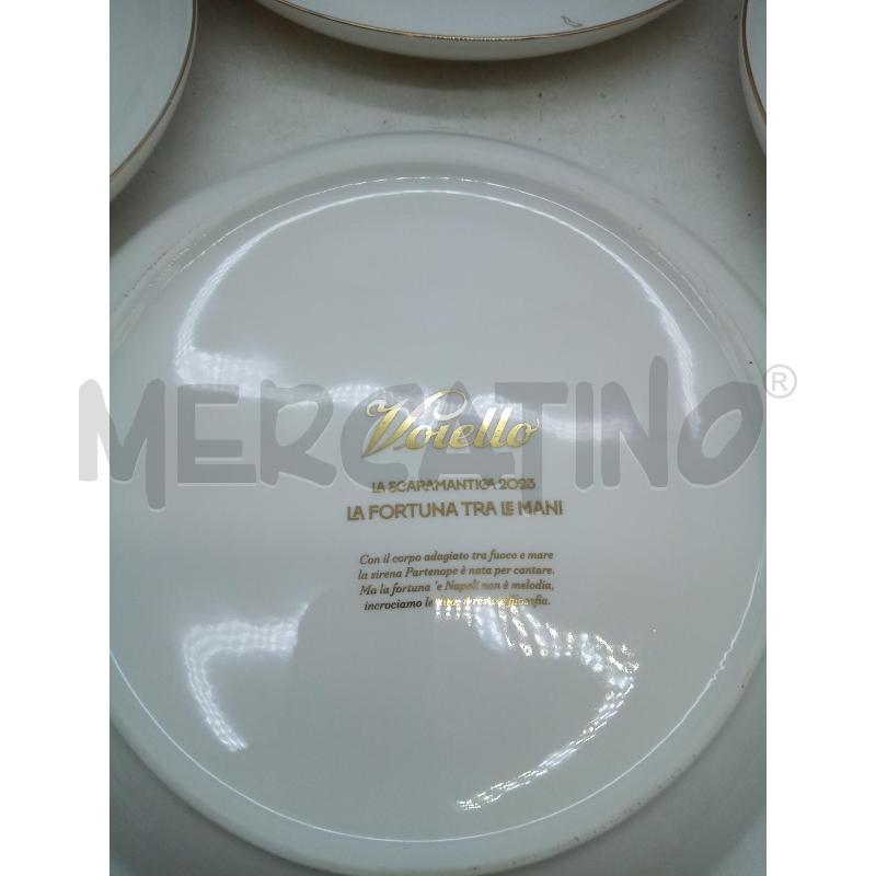 SET PIATTI PORCELLANA VOLIELLO LA FORTUNA TRA LE MANI | Mercatino dell'Usato Roma porta maggiore 4
