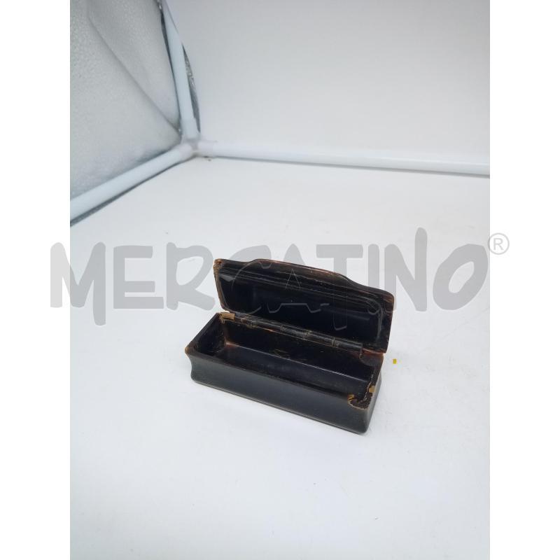 TABACCHIERA CORNO MADREPERLA INTARS DIFETTO | Mercatino dell'Usato Roma porta maggiore 2