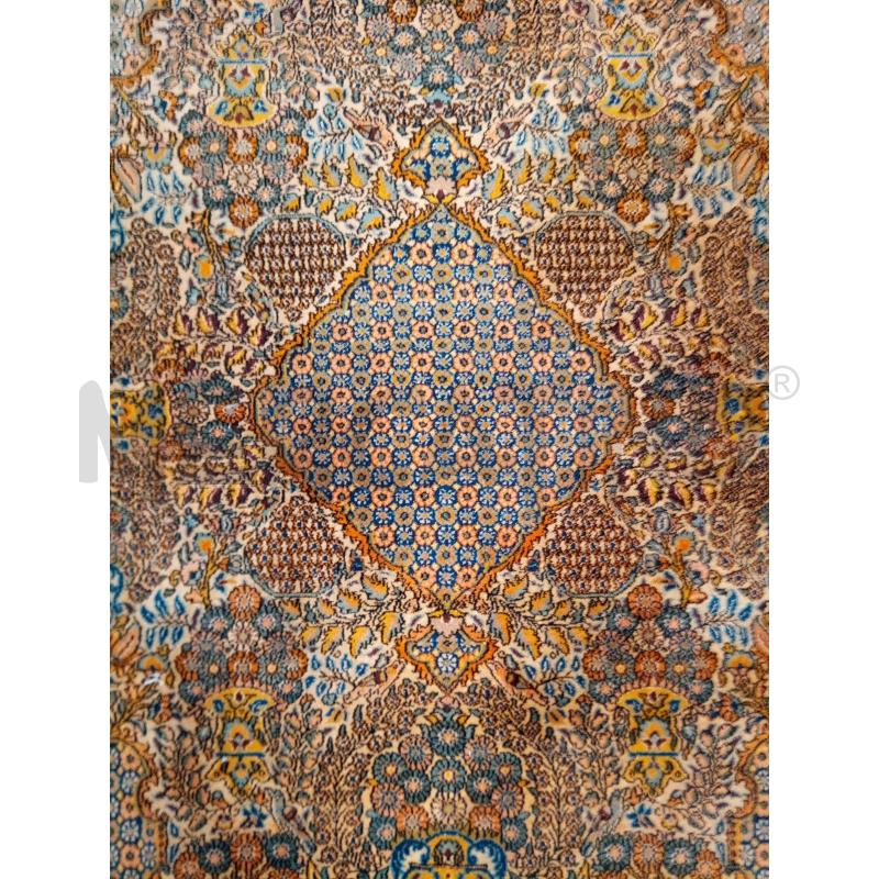 TAPPETO 216X143 FLOREALE CON UCCELLI FONDO AZZURRO | Mercatino dell'Usato Roma porta maggiore 2