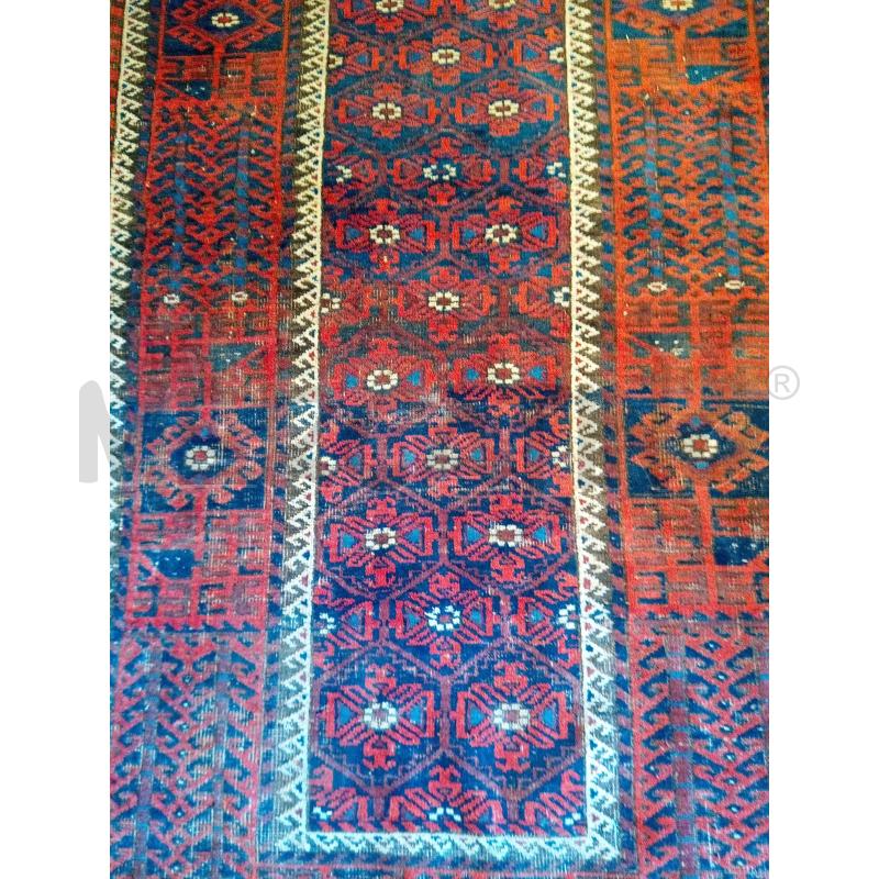 TAPPETO 68X170 FIORI STILIZZATI | Mercatino dell'Usato Roma porta maggiore 2