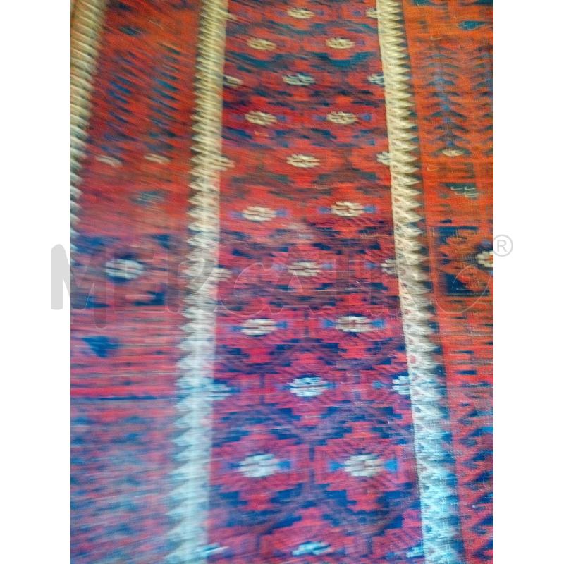 TAPPETO 68X170 FIORI STILIZZATI | Mercatino dell'Usato Roma porta maggiore 3