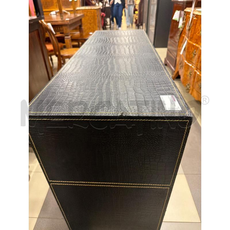 TAVOLO PELLE NERA  | Mercatino dell'Usato Roma porta maggiore 2