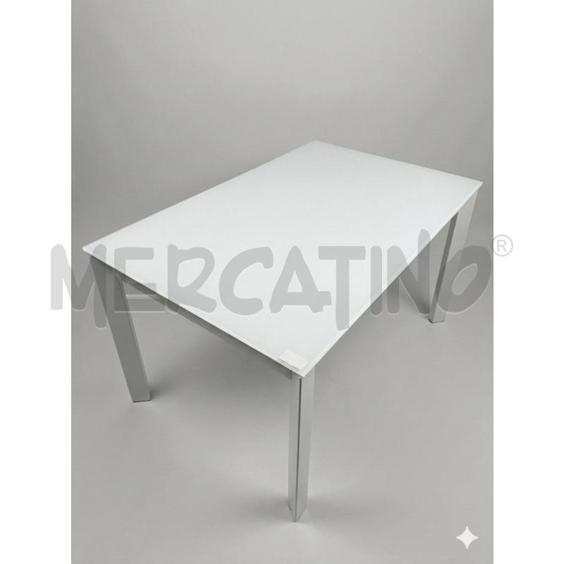 TAVOLO RETTANG. BASE MET PIANO VETRO TEMPRATO BIANCO+4 SEDIE | Mercatino dell'Usato Roma porta maggiore 1