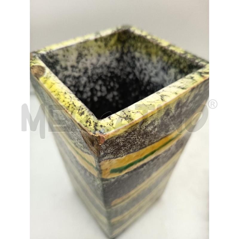 VASO CERAMICA TONI GIALLI  | Mercatino dell'Usato Roma porta maggiore 5