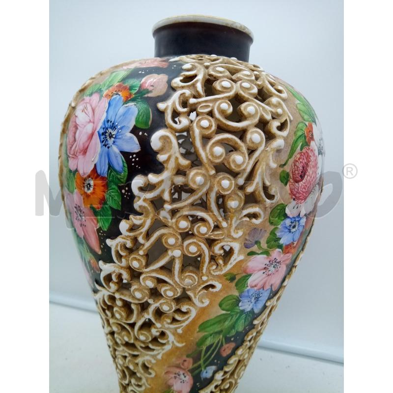 VASO CERAMICA TRAFORATO FIORI DIPINTI | Mercatino dell'Usato Roma porta maggiore 3