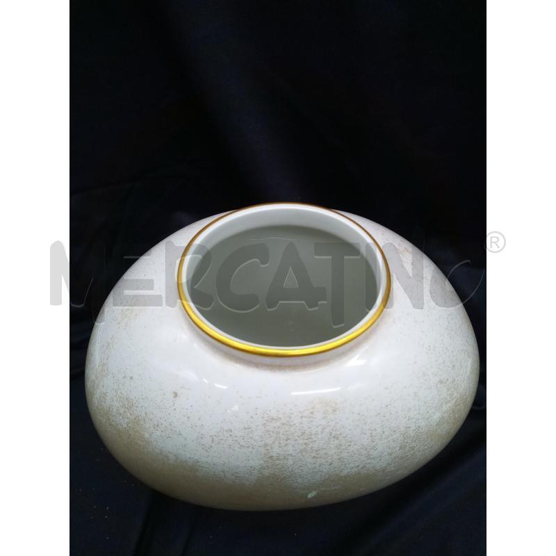 VASO PORC KPM BIANCO SCHIZZI DORATI | Mercatino dell'Usato Roma porta maggiore 3