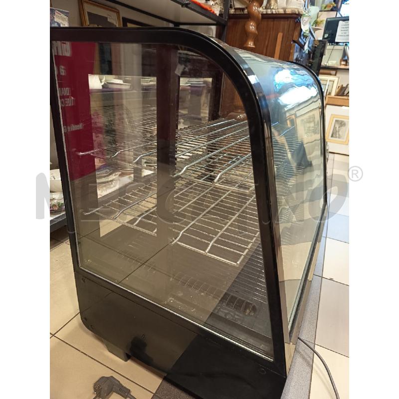 VETRINA ESPOSITRICE REFRIGERATA DUE PIANI | Mercatino dell'Usato Roma porta maggiore 4