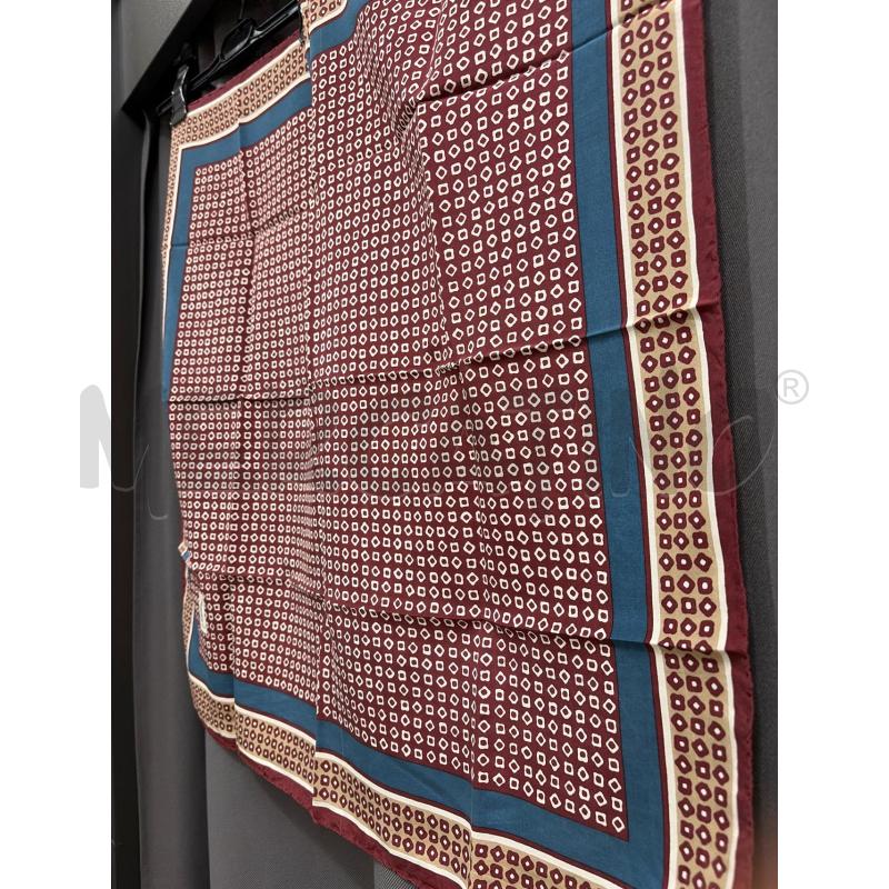 YVES SAINT LAUREN FOULARD BORDEAUX CONRICE BLU PICCOLI DISEGNI OPTICAL IRREGOLARI  | Mercatino dell'Usato Roma porta maggiore 3