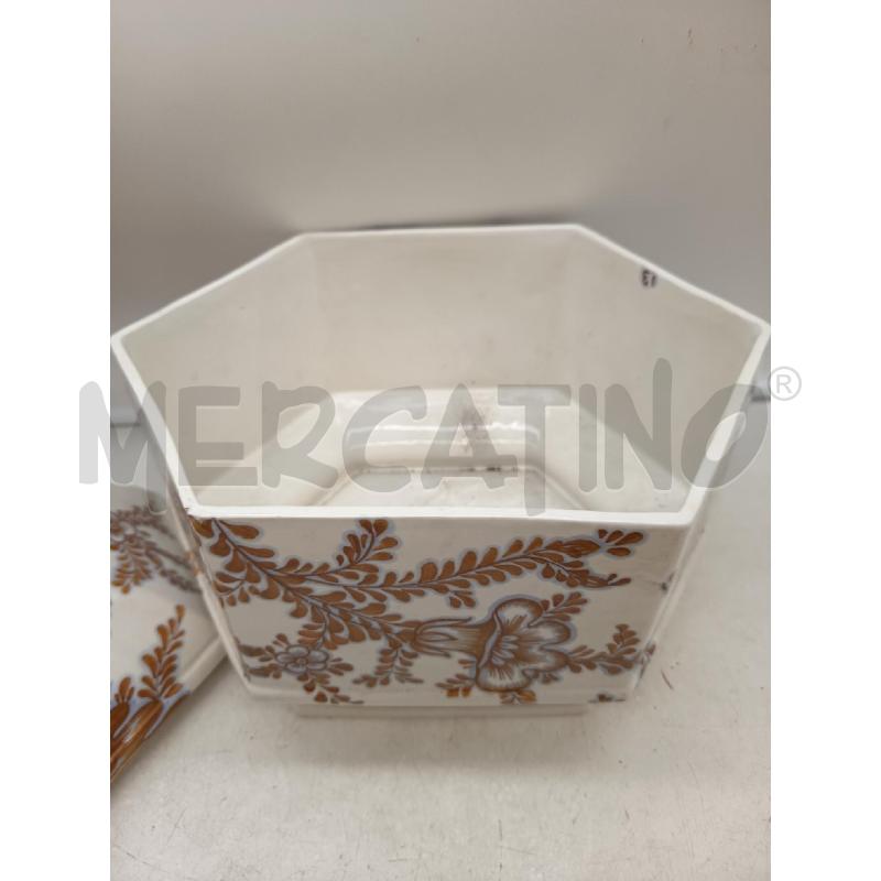 ZUPPIERA ESAGONALE CERAMICA BASSANO MELOGRANO FIORI DIPINTI | Mercatino dell'Usato Roma porta maggiore 3