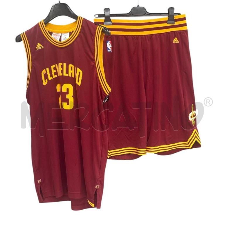 COMPLETO UOMO ADIDAS CLEVELAND ROSSO | Mercatino dell'Usato Roma-axa-casal palocco 1
