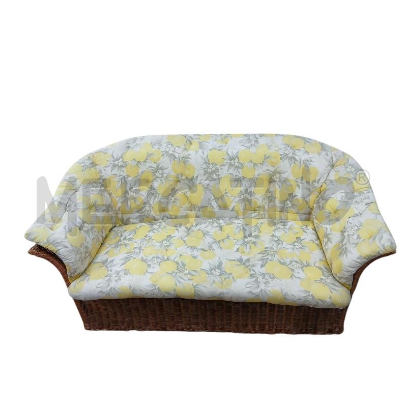 SALOTTINO 2 POLTROME+DIVANO+TAVOLO | Mercatino dell'Usato Roma-axa-casal palocco 4