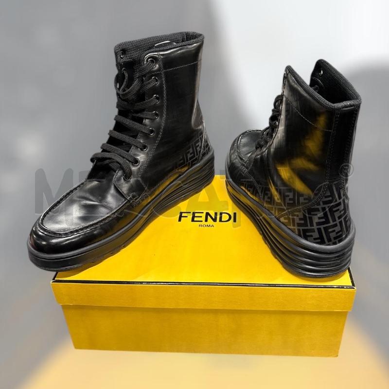 STIVALETTI UOMO FENDI NERO | Mercatino dell'Usato Roma-axa-casal palocco 1