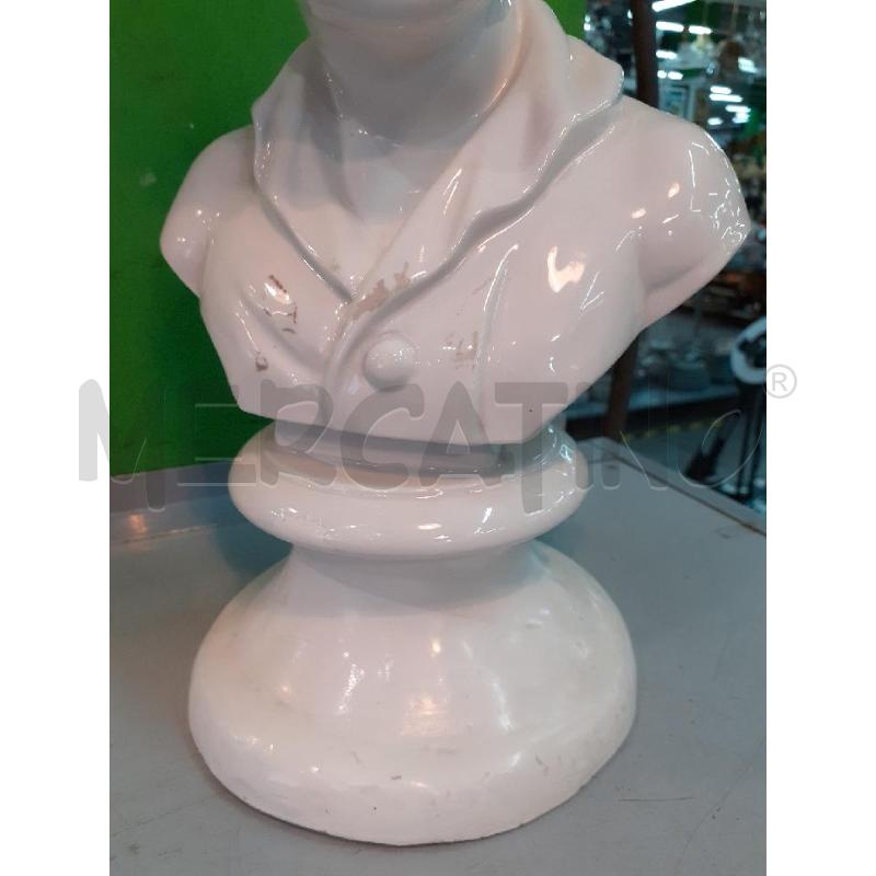 BUSTO RAGAZZO BIANCO  | Mercatino dell'Usato Roma monteverde 3