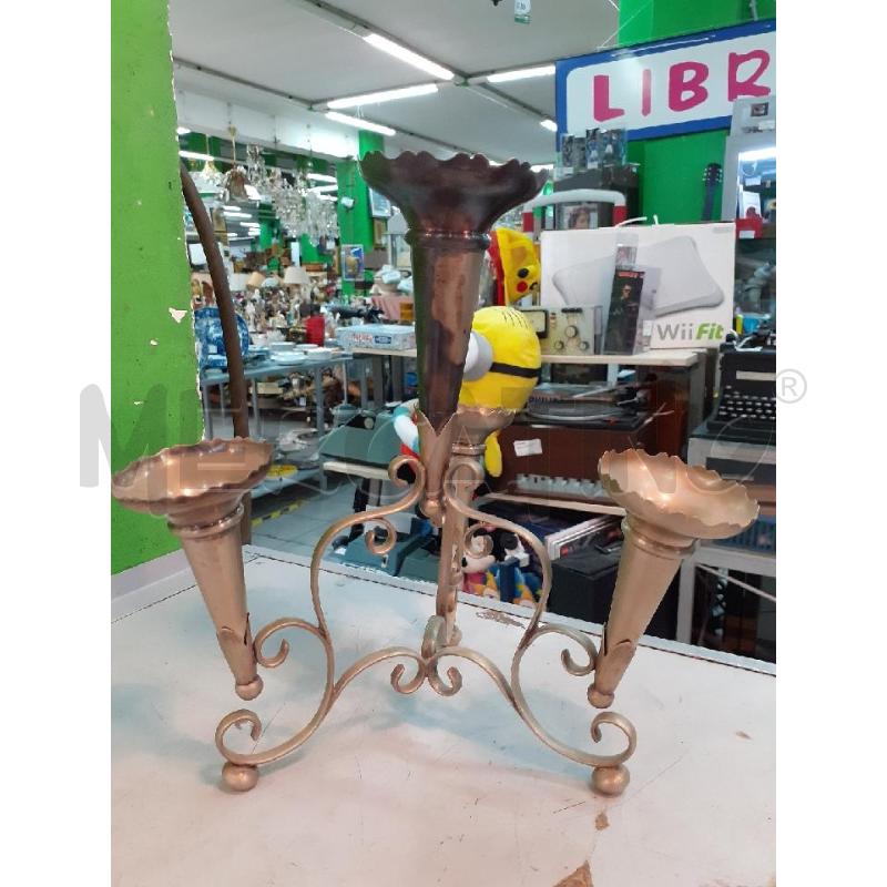 CANDELABRO FERRO 4 CANDELECON BASE RICCI  | Mercatino dell'Usato Roma monteverde 1