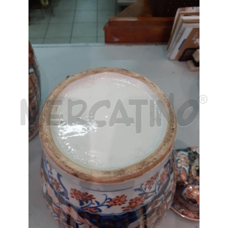 COPPIA POTICHE VASO IMARI ROSSI BLU | Mercatino dell'Usato Roma monteverde 4