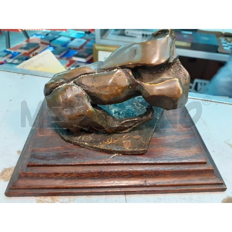 SCULTURA LUPA ROMANA BASE LEGNO  | Mercatino dell'Usato Roma monteverde 3