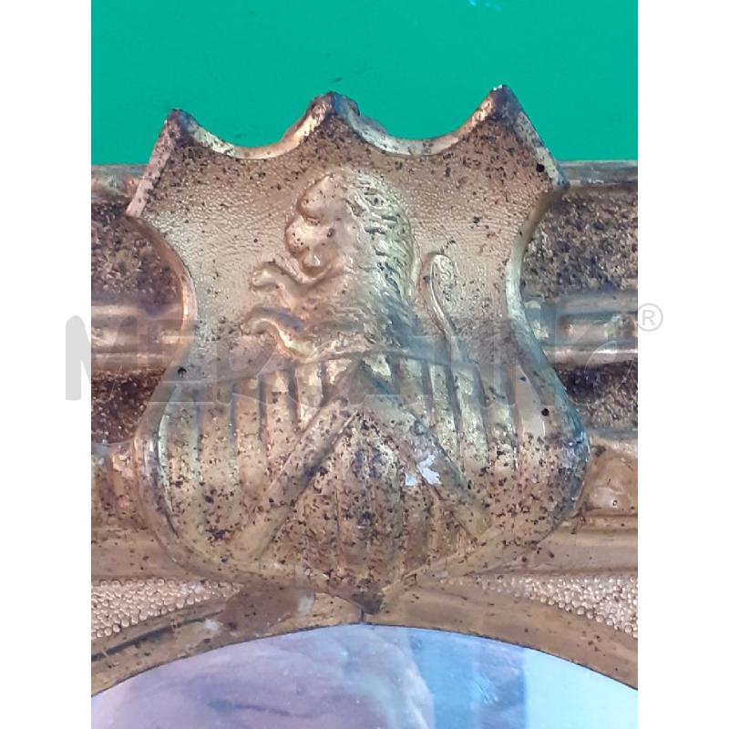 SPECCHIO DORATO DA RESTAURARE XIX SECOLO STEMMA LEONE  | Mercatino dell'Usato Roma monteverde 3