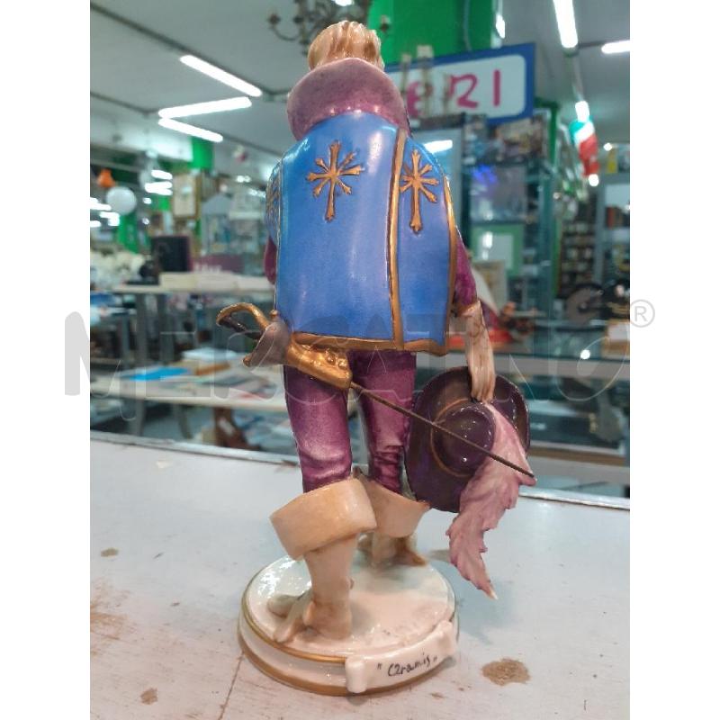 STATUA PORCELLANA CAVALIERE | Mercatino dell'Usato Roma monteverde 2