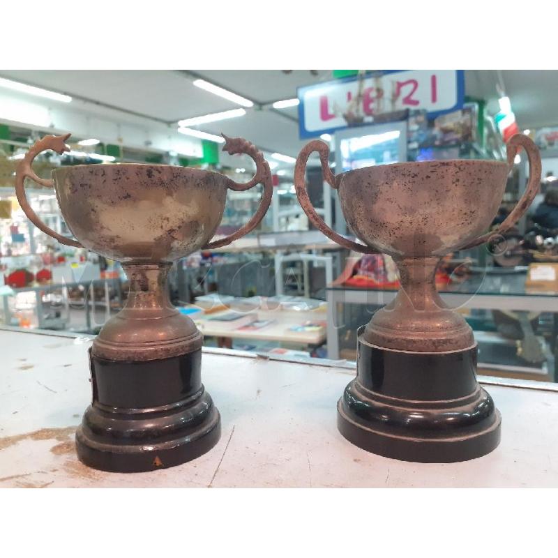 TROFEO ARGENTATO BASE LEGNO  | Mercatino dell'Usato Roma monteverde 2