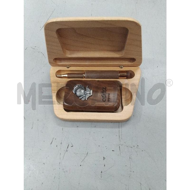 ZIPPO LEGNO CON PENNA E SCATOLA | Mercatino dell'Usato Roma monteverde 1