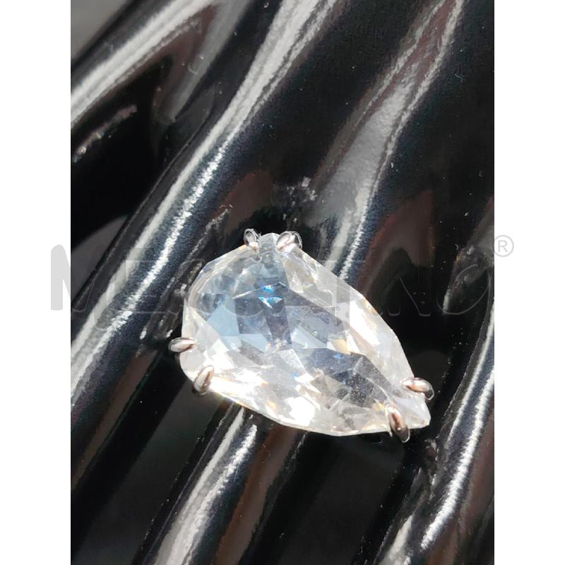 ANELLO D SWAROVSKI PIETRA TRASP | Mercatino dell'Usato Roma eur 2