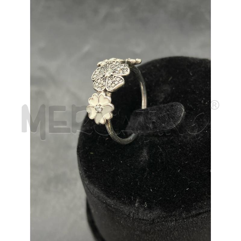 ANELLO PANDORA FIORI SMALTO | Mercatino dell'Usato Roma eur 2