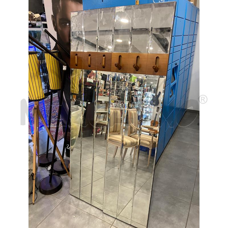 APPENDI ABITI DA MURO SPECCHIATI '70 | Mercatino dell'Usato Roma eur 1
