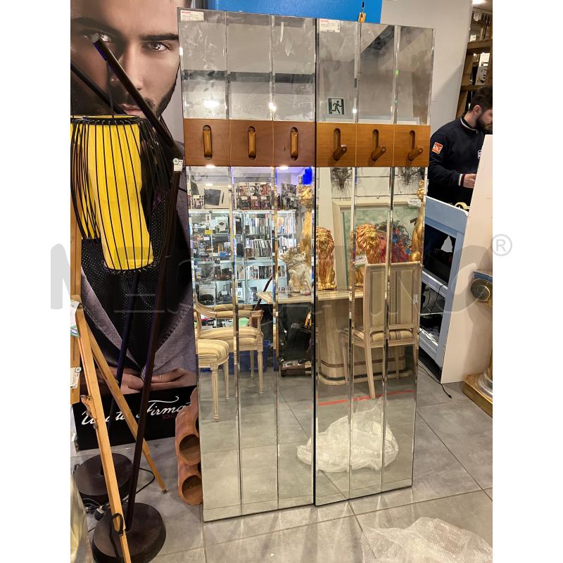 APPENDI ABITI DA MURO SPECCHIATI '70 | Mercatino dell'Usato Roma eur 2