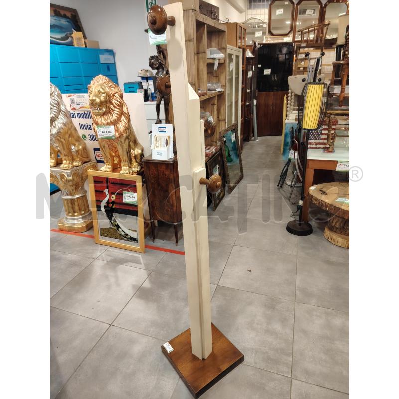 APPENDI ABITI VINTAGE | Mercatino dell'Usato Roma eur 1