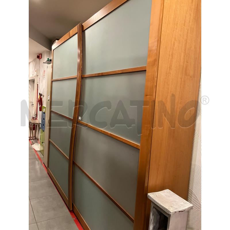 ARMADIO 2 A SCORR GRANDI | Mercatino dell'Usato Roma eur 2