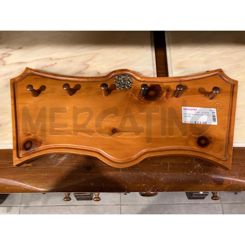 ATTACCA PANNI DA MURO LEGNO | Mercatino dell'Usato Roma eur 1