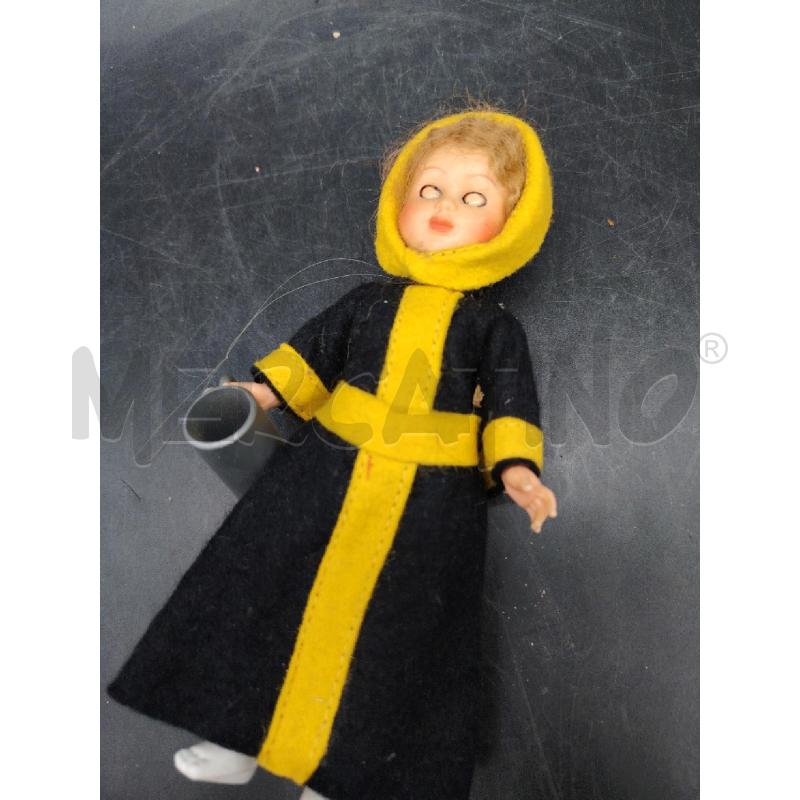 BAMBOLINA VESTE NERA E GIALLA | Mercatino dell'Usato Roma eur 3