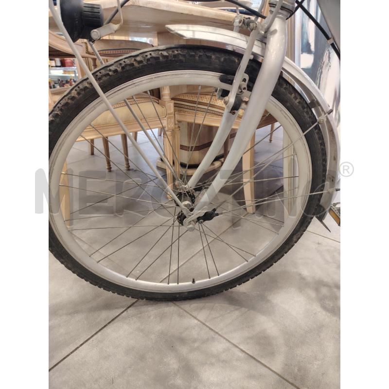 BICICLETTA LAZZARETTI | Mercatino dell'Usato Roma eur 3