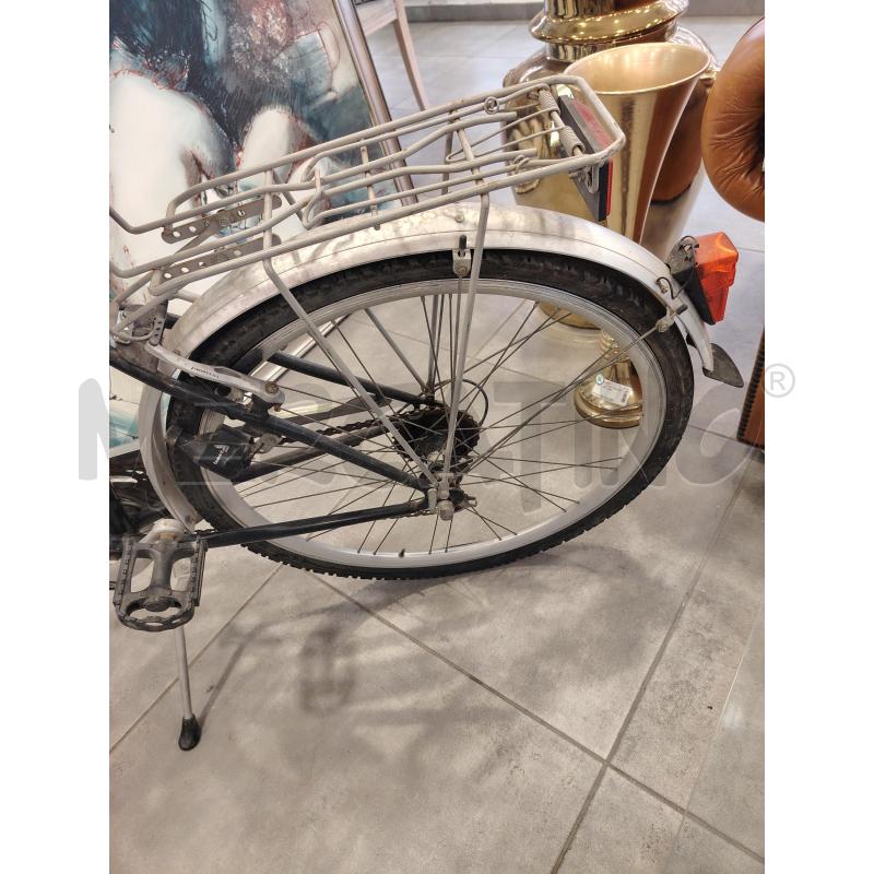 BICICLETTA LAZZARETTI | Mercatino dell'Usato Roma eur 4