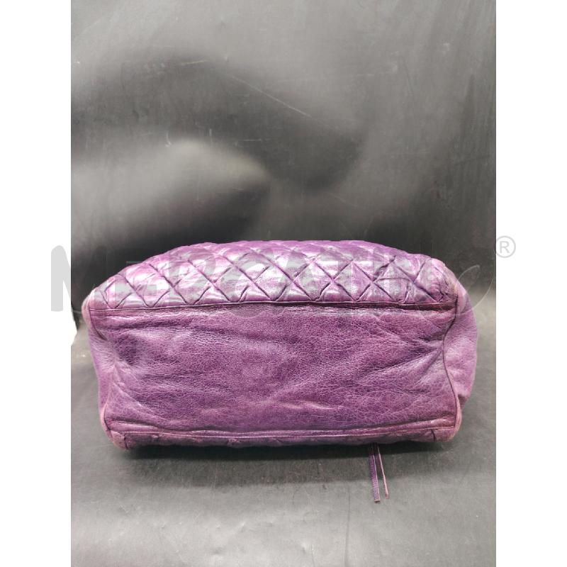 BORSA BALENCIAGA TRAPUNTATA VIOLA DETT MET 162032 502752 | Mercatino dell'Usato Roma eur 4