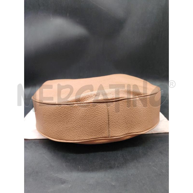 BORSA COCCINELLE MEZZALUNA MALVA | Mercatino dell'Usato Roma eur 3