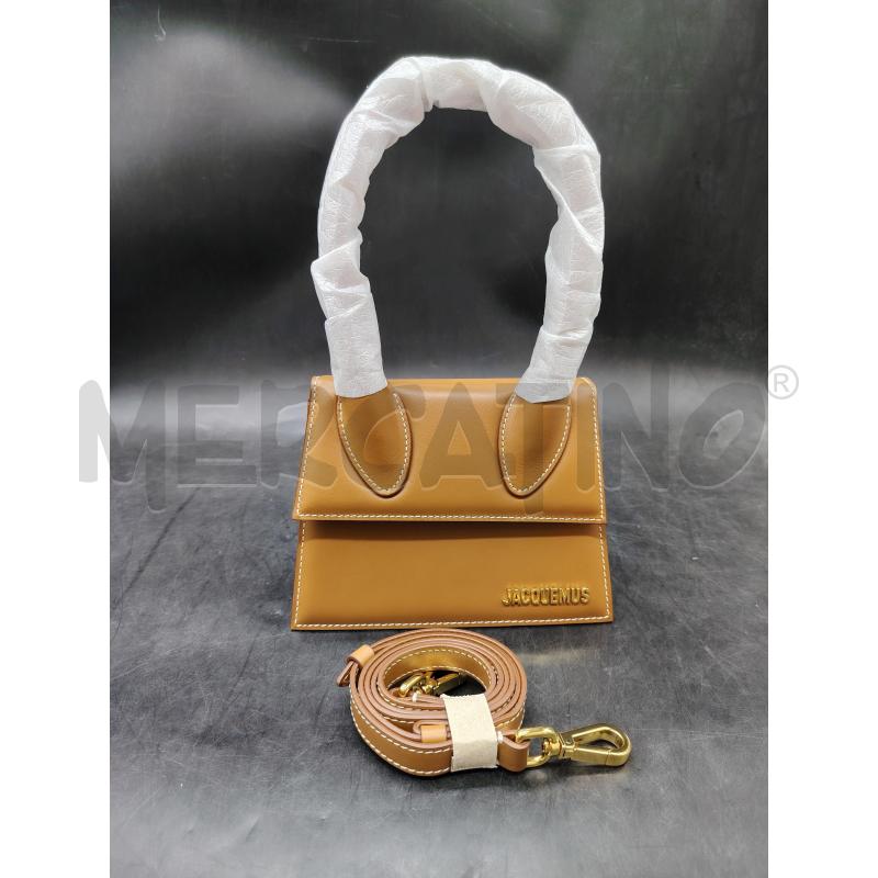 BORSA JACQUEMUS LE CHIQUITO MARRONE | Mercatino dell'Usato Roma eur 1