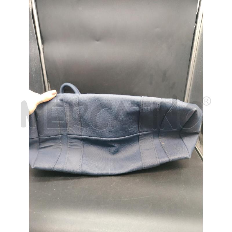 BORSA LACOSTE NYLON BLU | Mercatino dell'Usato Roma eur 4