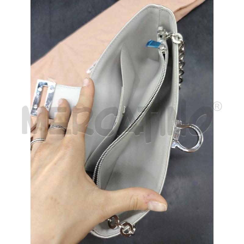 BORSA SALVATORE FERRAGAMO GRIGIO CHAIN  | Mercatino dell'Usato Roma eur 4