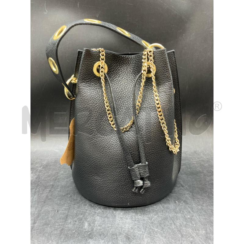 BORSA SECCHIELLO PELLE NERA ETICHETTA | Mercatino dell'Usato Roma eur 1
