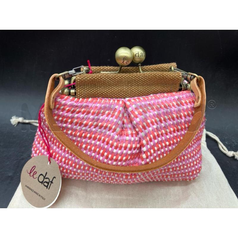 BORSETTA LE DAF RS MANICO BEI CHIUSURA CLUTCH | Mercatino dell'Usato Roma eur 2
