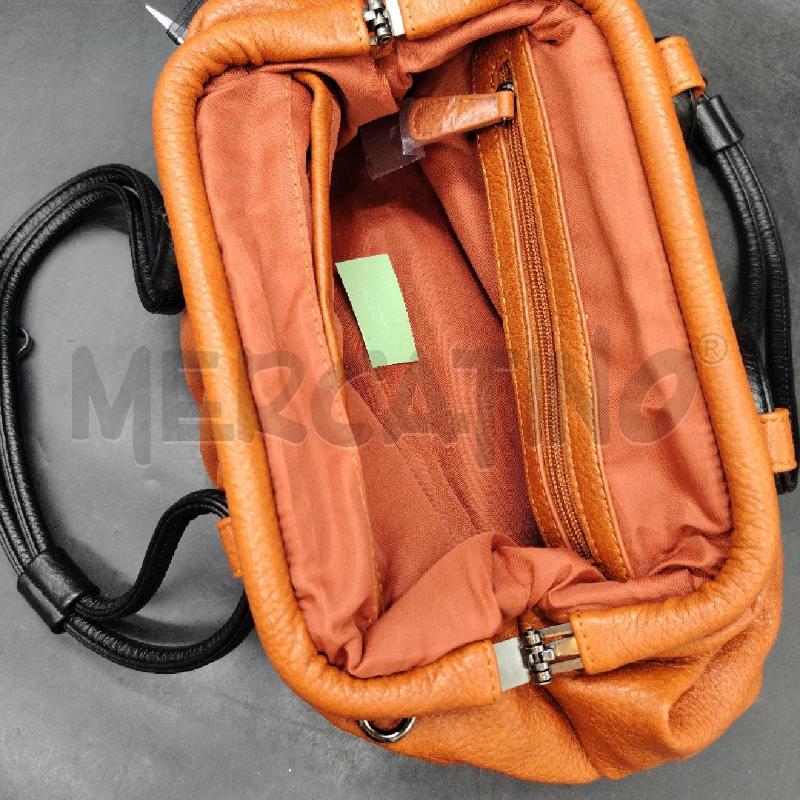 BORSETTA LOOKAT ARA +TRACOLLA | Mercatino dell'Usato Roma eur 3