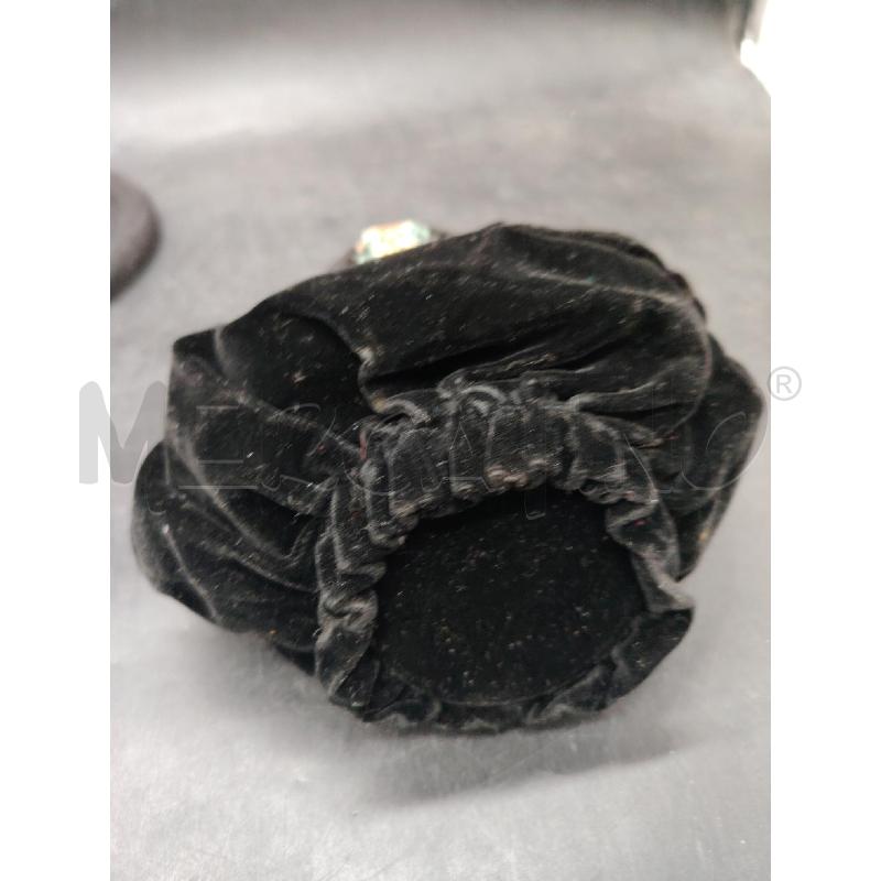 BORSETTA VINTAGE NERA VELLUTO CHIUSURA PERLINE CEL  | Mercatino dell'Usato Roma eur 5