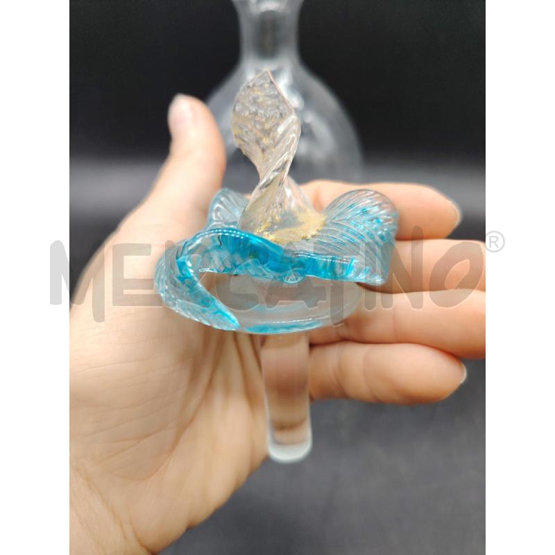 BOTTIGLIA  TAPPO FIORE AZZURRO  | Mercatino dell'Usato Roma eur 2