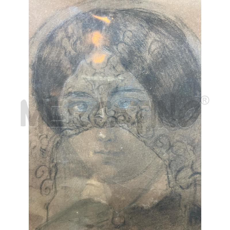 CARBONCINO VOLTO DONNA STILE 800 | Mercatino dell'Usato Roma eur 2
