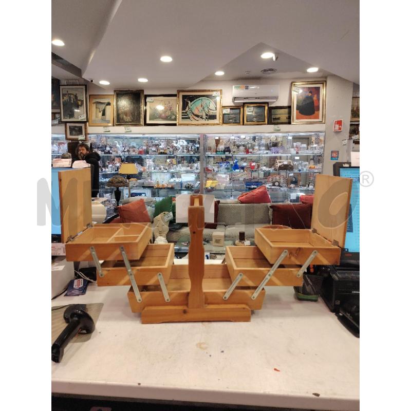 CASSETTA CUCITO LEGNO | Mercatino dell'Usato Roma eur 2